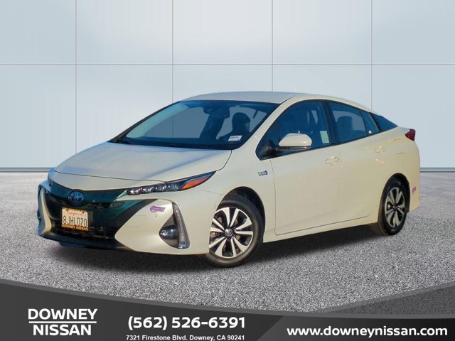 2019 Toyota Prius Prime Advanced FWD photo