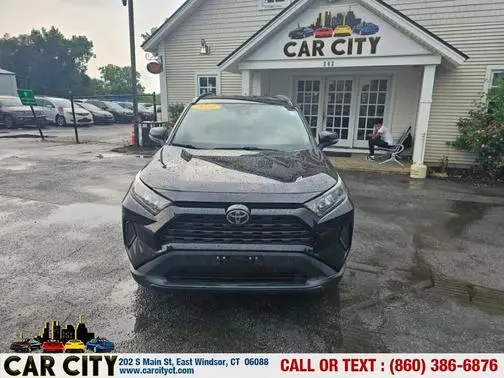 2019 Toyota RAV4 LE AWD photo
