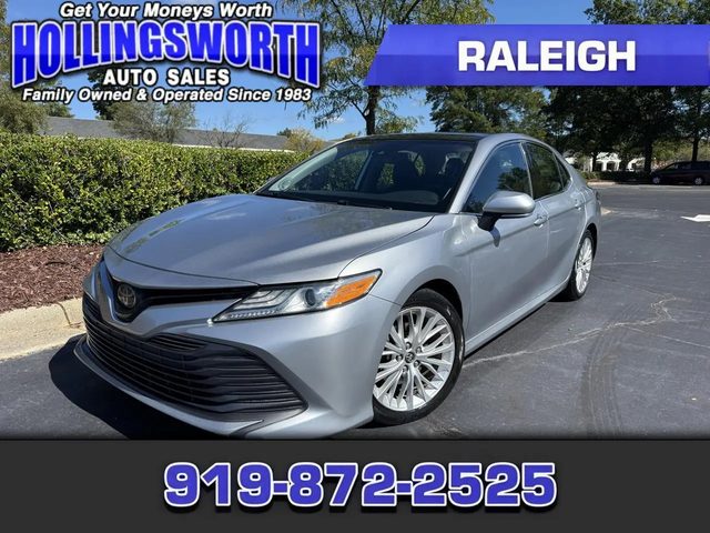 2019 Toyota Camry XLE FWD photo