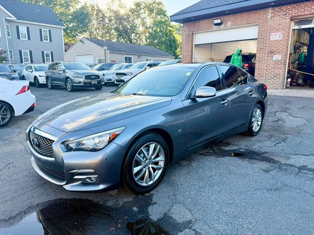 2015 Infiniti Q50 Premium AWD photo
