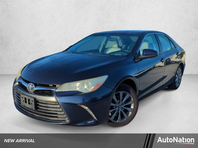 2016 Toyota Camry XLE FWD photo