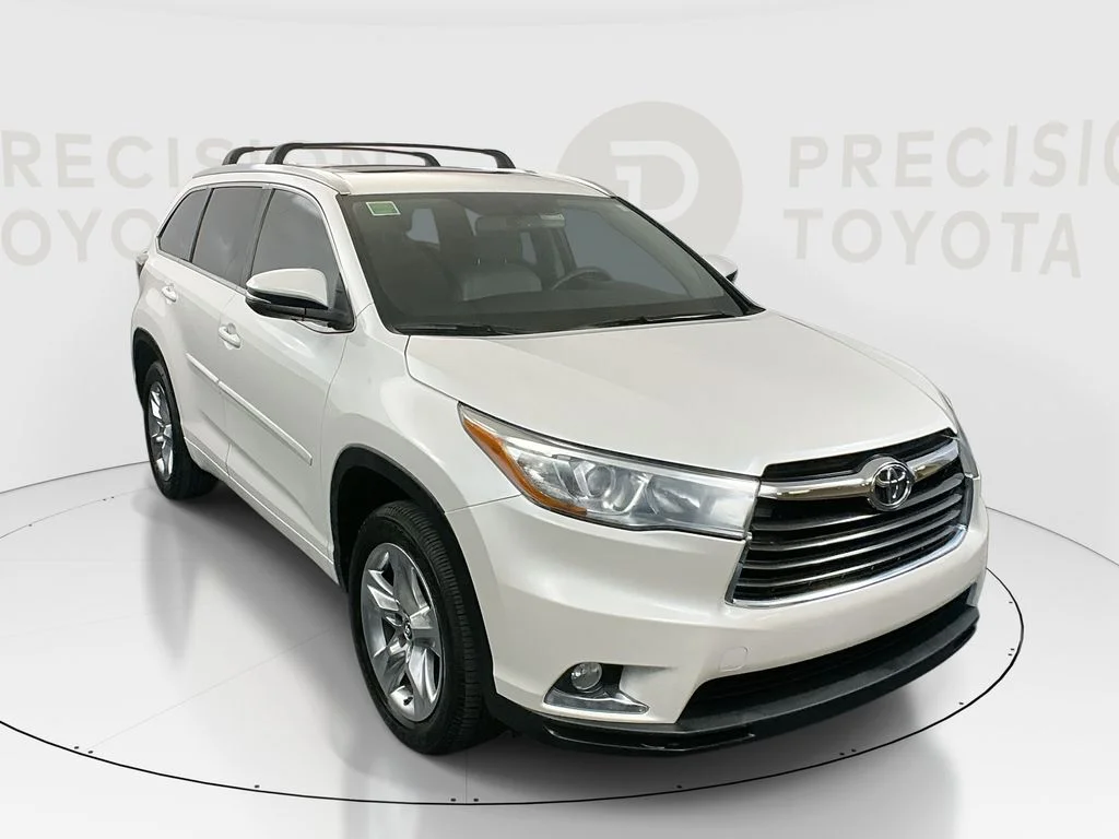 2016 Toyota Highlander Limited FWD photo