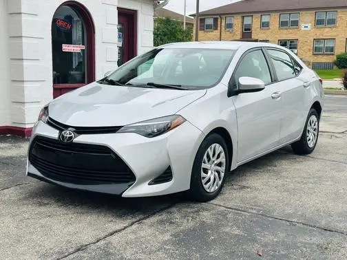 2019 Toyota Corolla LE FWD photo