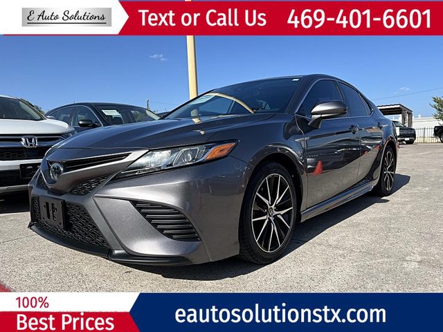 2019 Toyota Camry SE FWD photo