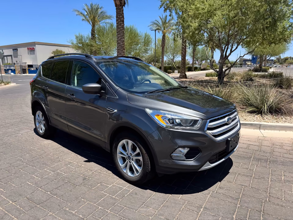 2019 Ford Escape SEL 4WD photo