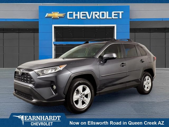 2019 Toyota RAV4 XLE FWD photo