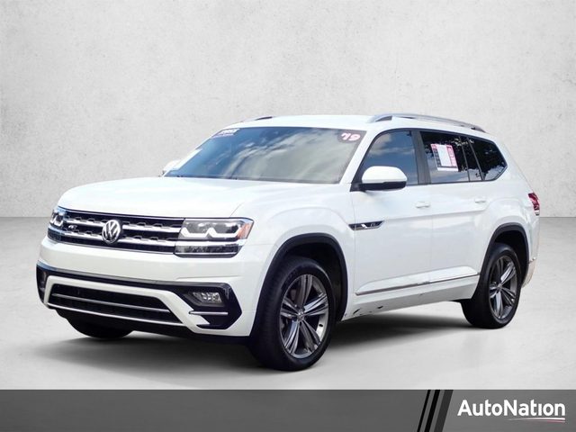 2019 Volkswagen Atlas 3.6L V6 SE w/Technology R-Line AWD photo