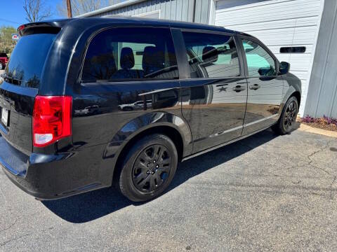 2019 Dodge Grand Caravan SE FWD photo
