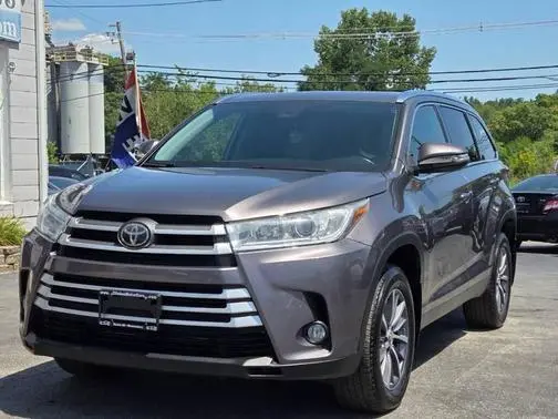 2019 Toyota Highlander XLE AWD photo