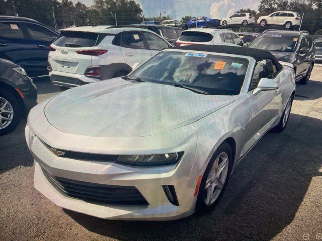 2018 Chevrolet Camaro 1LT RWD photo