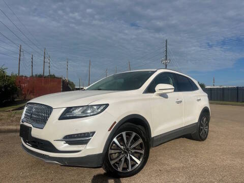 2019 Lincoln MKC Reserve AWD photo