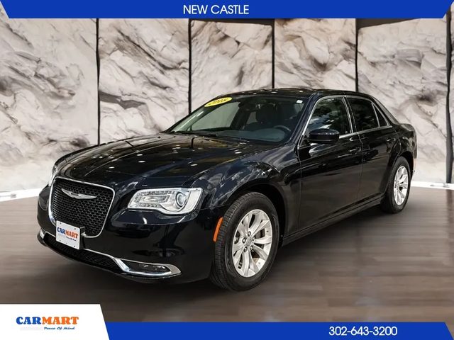2019 Chrysler 300 Touring RWD photo