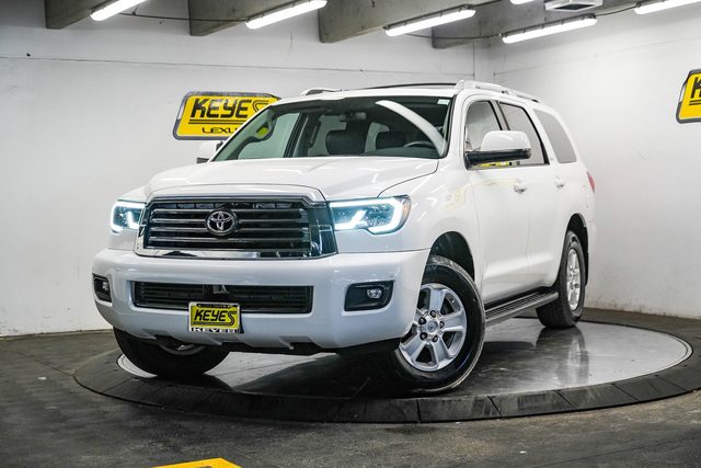 2019 Toyota Sequoia SR5 RWD photo