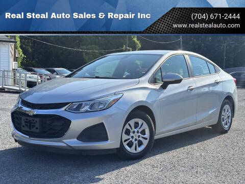 2019 Chevrolet Cruze LS FWD photo