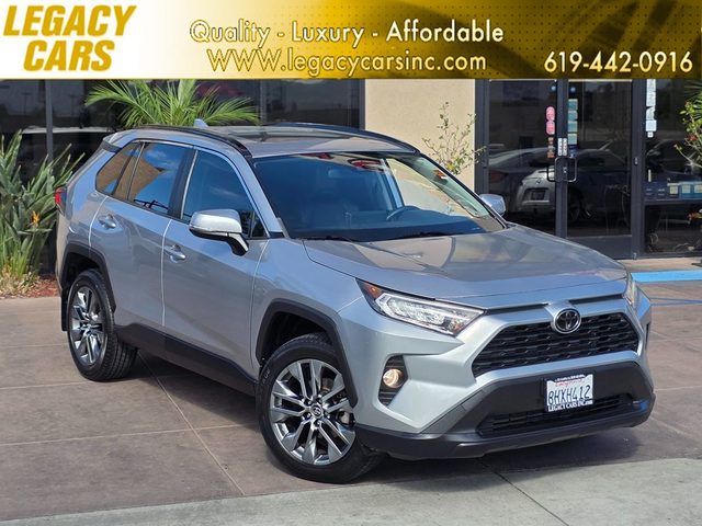 2019 Toyota RAV4 XLE Premium FWD photo