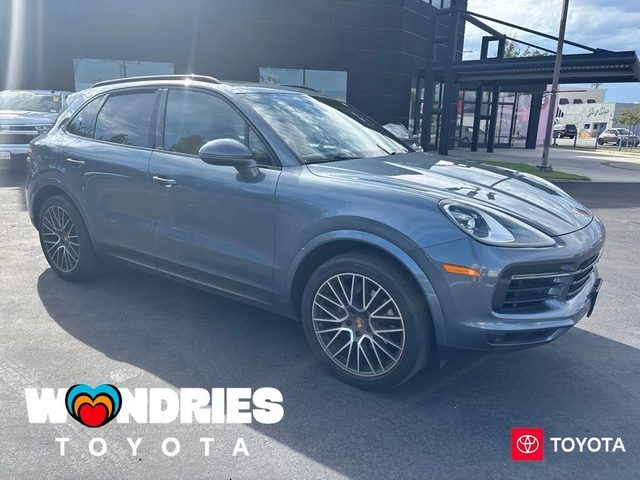 2019 Porsche Cayenne  AWD photo