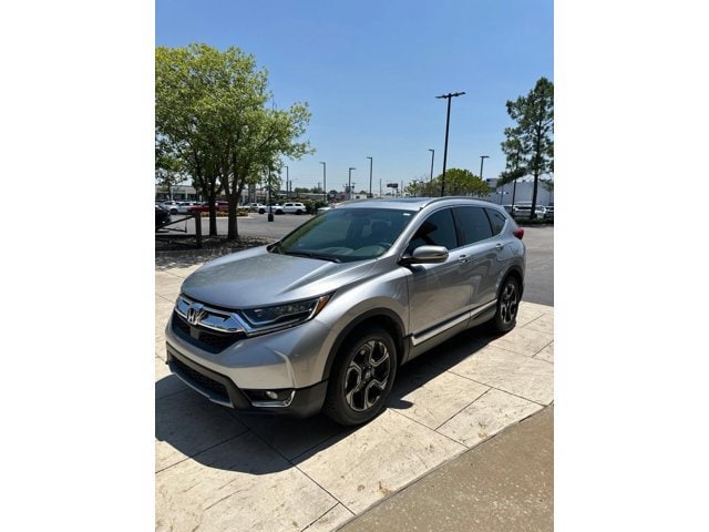 2017 Honda CR-V Touring FWD photo