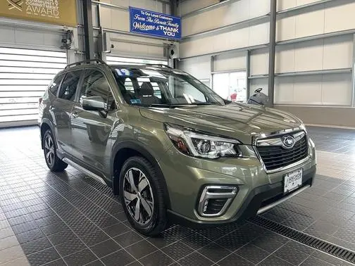 2019 Subaru Forester Touring AWD photo
