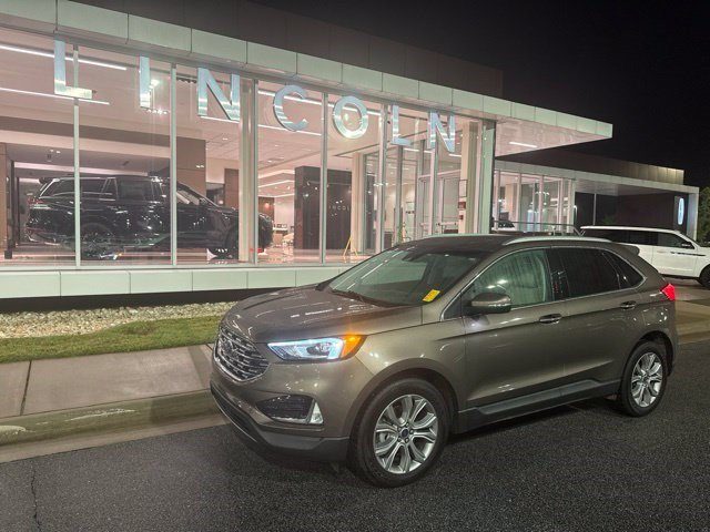 2019 Ford Edge Titanium FWD photo