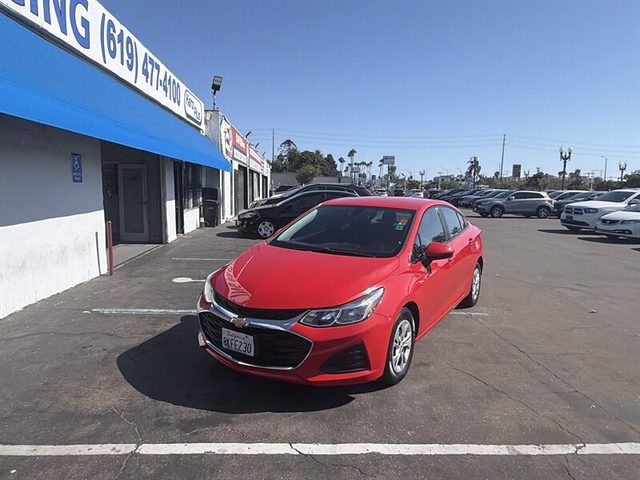 2019 Chevrolet Cruze LS FWD photo