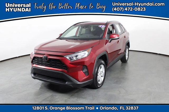 2019 Toyota RAV4 XLE FWD photo