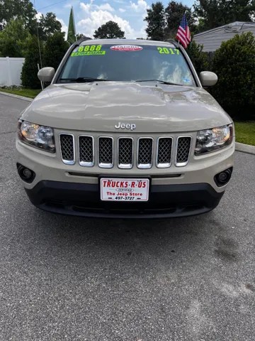 2017 Jeep Compass Latitude FWD photo