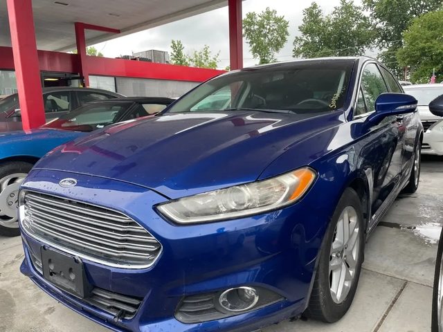 2016 Ford Fusion SE FWD photo