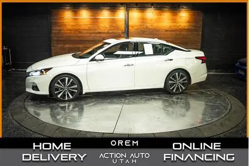2019 Nissan Altima 2.5 Platinum FWD photo