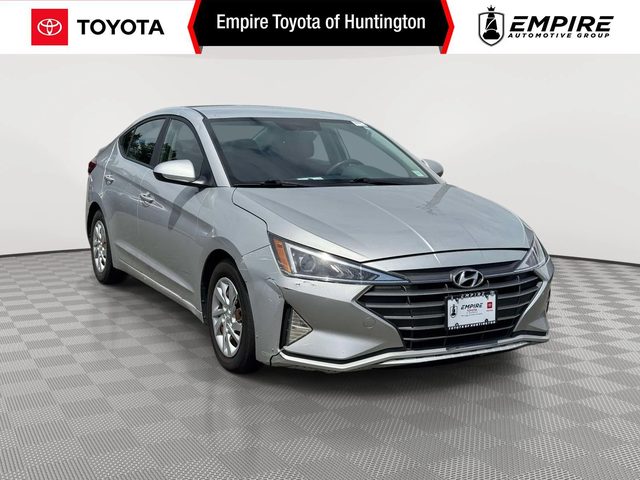 2019 Hyundai Elantra SE FWD photo