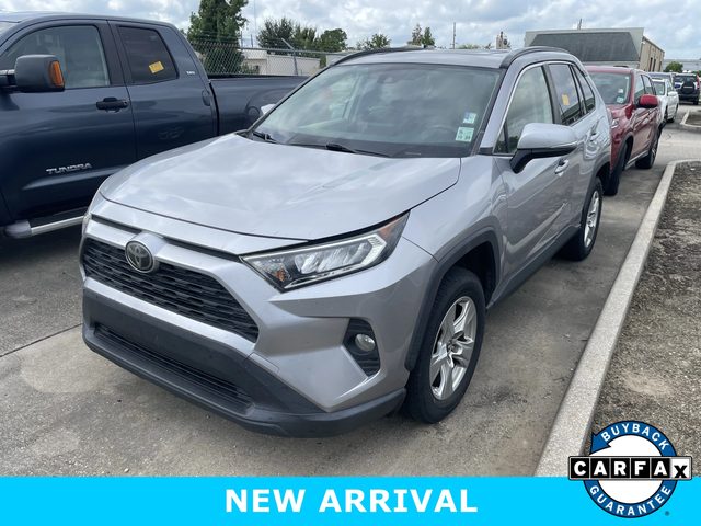 2019 Toyota RAV4 XLE FWD photo