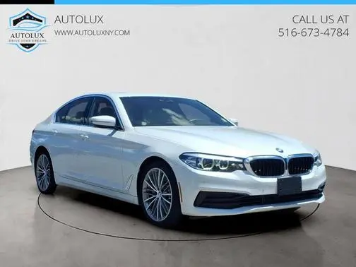 2019 BMW 5 Series 530i RWD photo