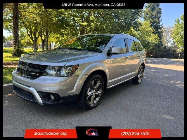 2017 Dodge Journey Crossroad Plus FWD photo
