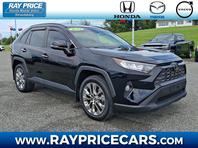 2019 Toyota RAV4 Limited AWD photo