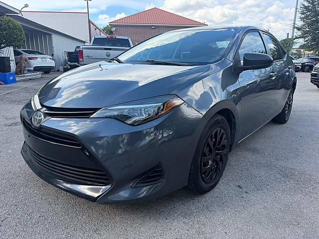 2019 Toyota Corolla LE FWD photo