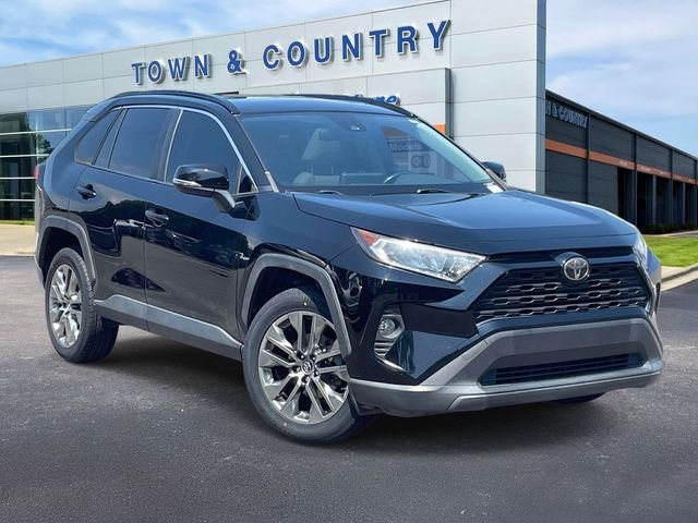 2019 Toyota RAV4 XLE Premium FWD photo