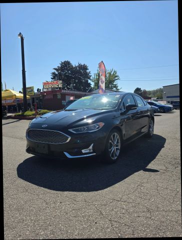 2019 Ford Fusion Titanium FWD photo