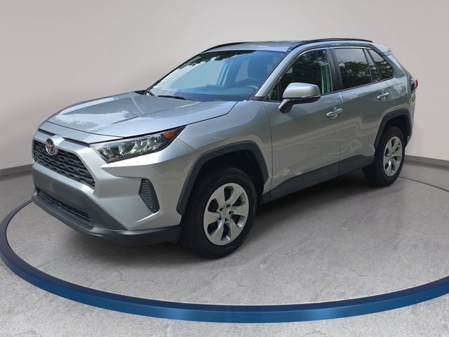2019 Toyota RAV4 LE FWD photo