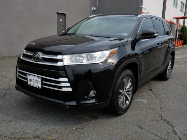 2019 Toyota Highlander XLE AWD photo