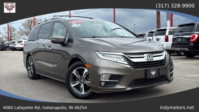 2019 Honda Odyssey Touring FWD photo