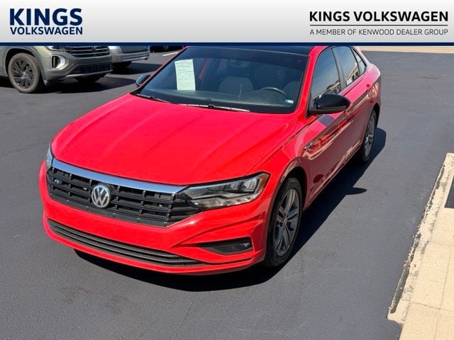 2019 Volkswagen Jetta R-Line FWD photo