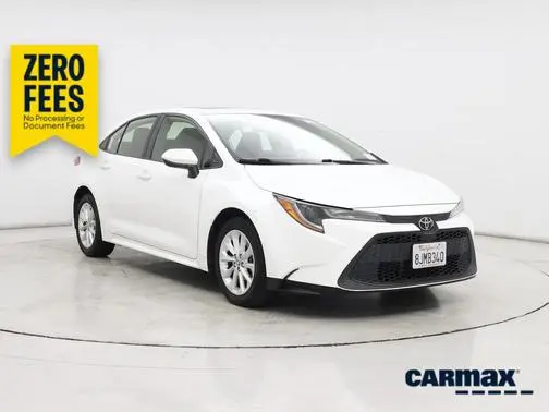 2020 Toyota Corolla LE FWD photo