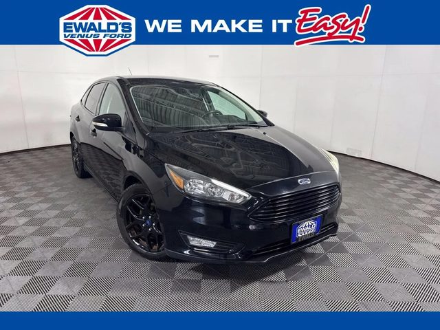 2016 Ford Focus SE FWD photo