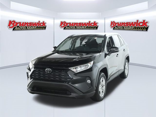 2019 Toyota RAV4 XLE FWD photo
