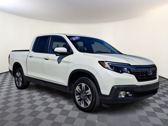 2019 Honda Ridgeline RTL-T AWD photo