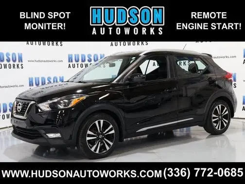 2019 Nissan Kicks SR FWD photo