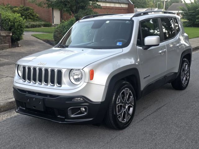 2019 Jeep Renegade Latitude FWD photo