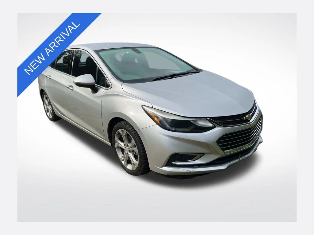 2017 Chevrolet Cruze Premier FWD photo