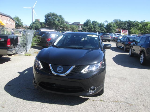 2019 Nissan Rogue Sport SL AWD photo
