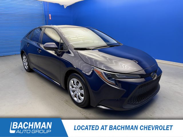 2020 Toyota Corolla LE FWD photo