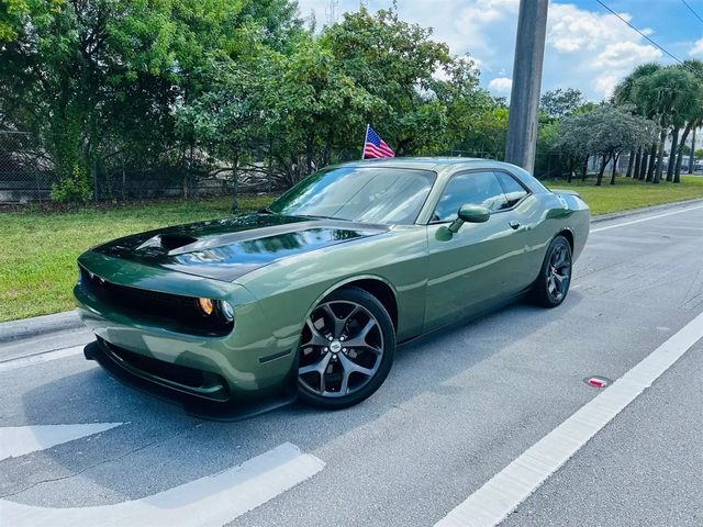 2019 Dodge Challenger R/T RWD photo